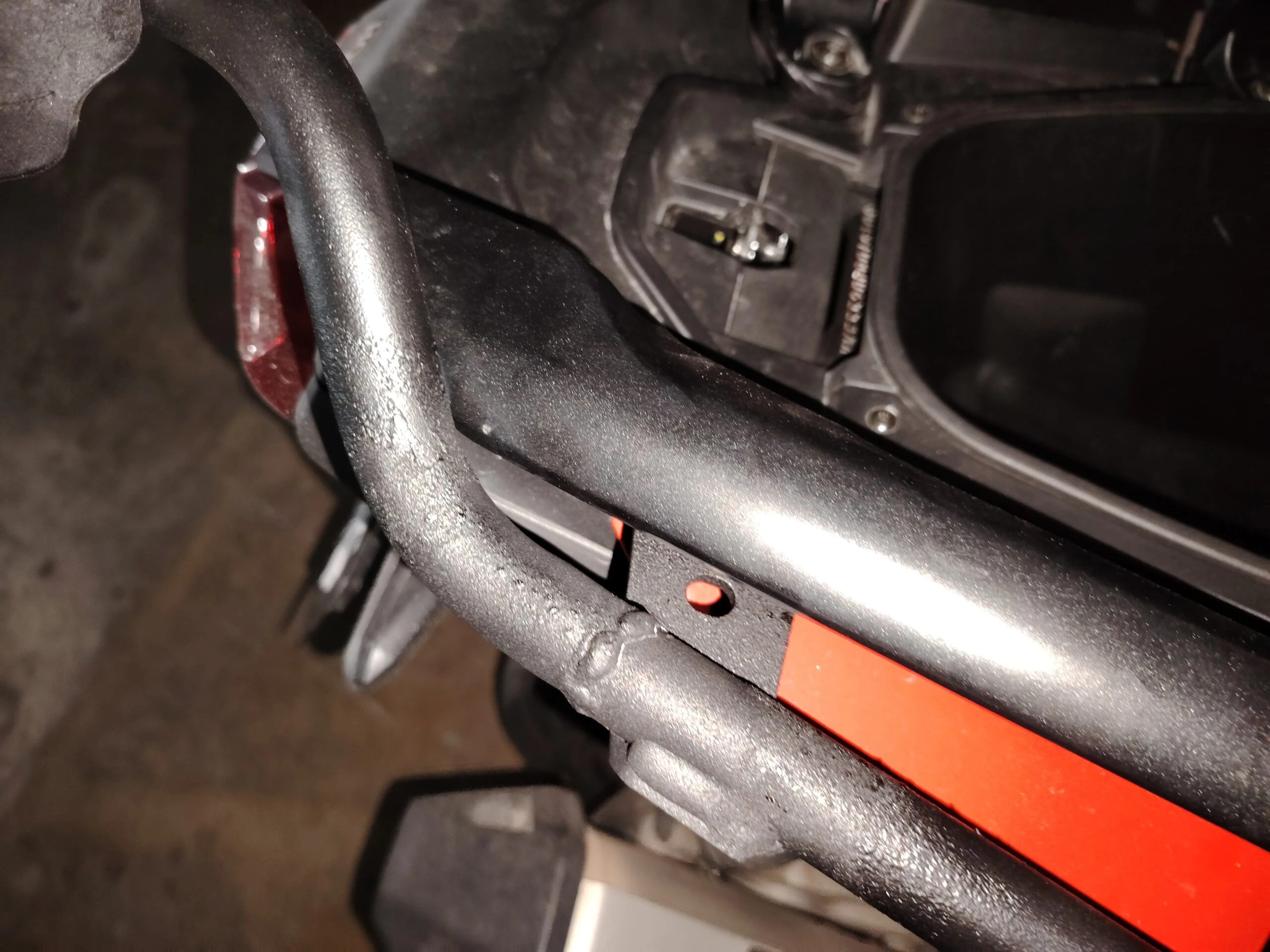 Adakah Monorack Givi Untuk ADV 160 Bagus?